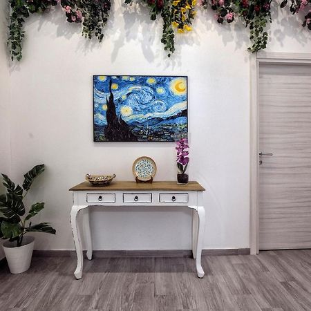 Garden House: Apartments And Rooms For Holidays Palermo Eksteriør billede