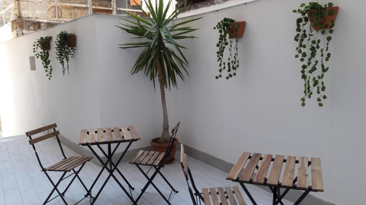 Garden House: Apartments And Rooms For Holidays Palermo Eksteriør billede