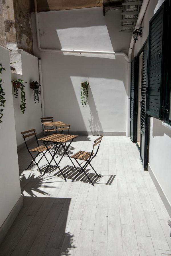 Garden House: Apartments And Rooms For Holidays Palermo Eksteriør billede