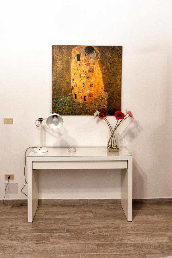 Garden House: Apartments And Rooms For Holidays Palermo Eksteriør billede