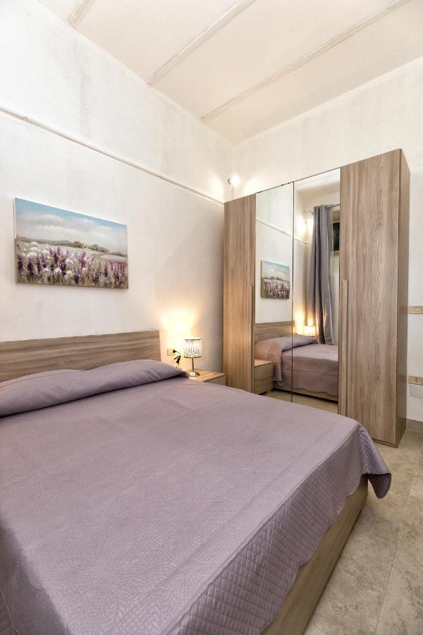 Garden House: Apartments And Rooms For Holidays Palermo Eksteriør billede