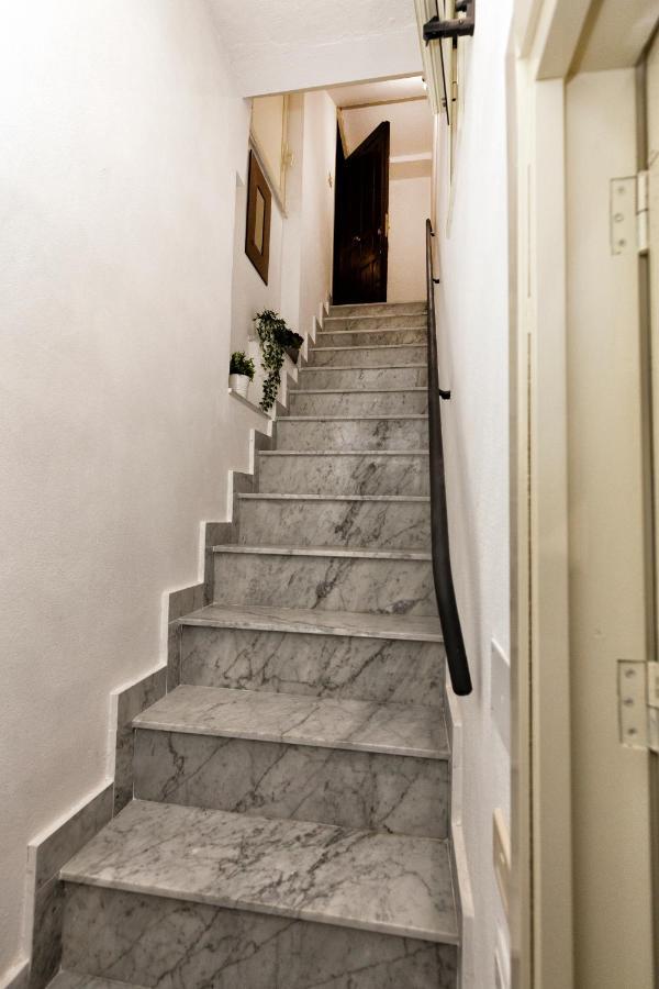 Garden House: Apartments And Rooms For Holidays Palermo Eksteriør billede