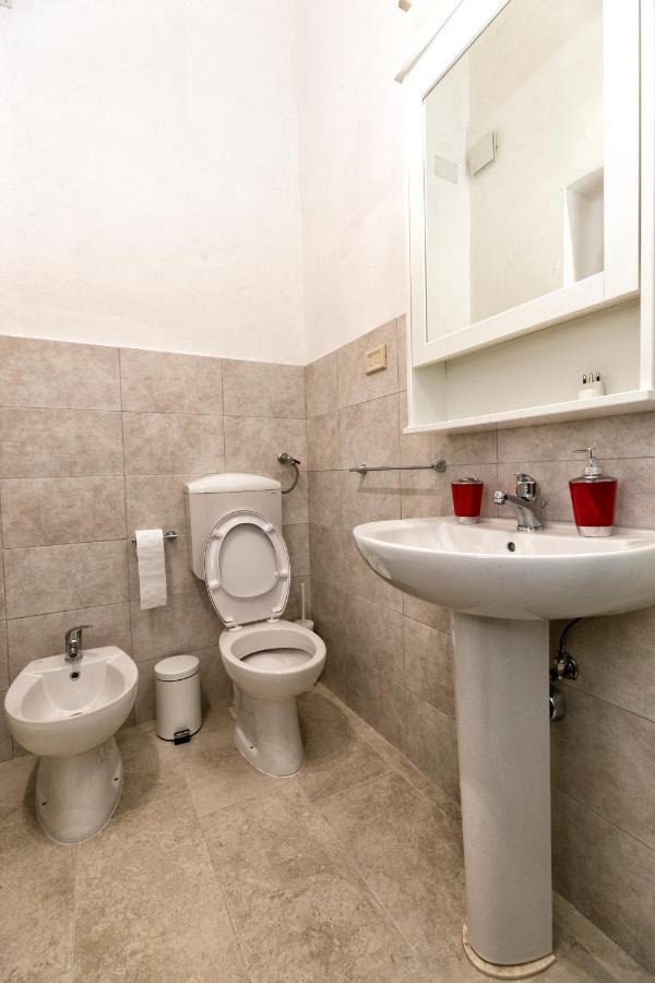 Garden House: Apartments And Rooms For Holidays Palermo Eksteriør billede