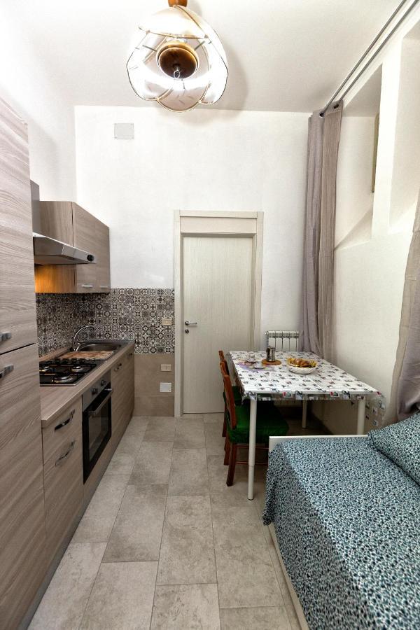 Garden House: Apartments And Rooms For Holidays Palermo Eksteriør billede